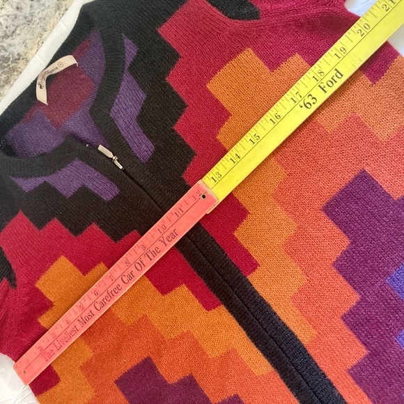 Peruvian Alpaca Zip up Cardigan, geometric rainbow pattern, size Small - Picture 14 of 14